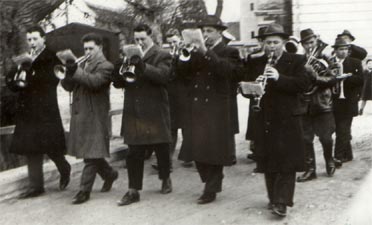 ... um 1960 (wahrscheinlich Neujahrblasen)